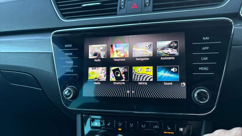 Skoda Superb 2.0 TDI CR SE L 5dr DSG Diesel Hatchback